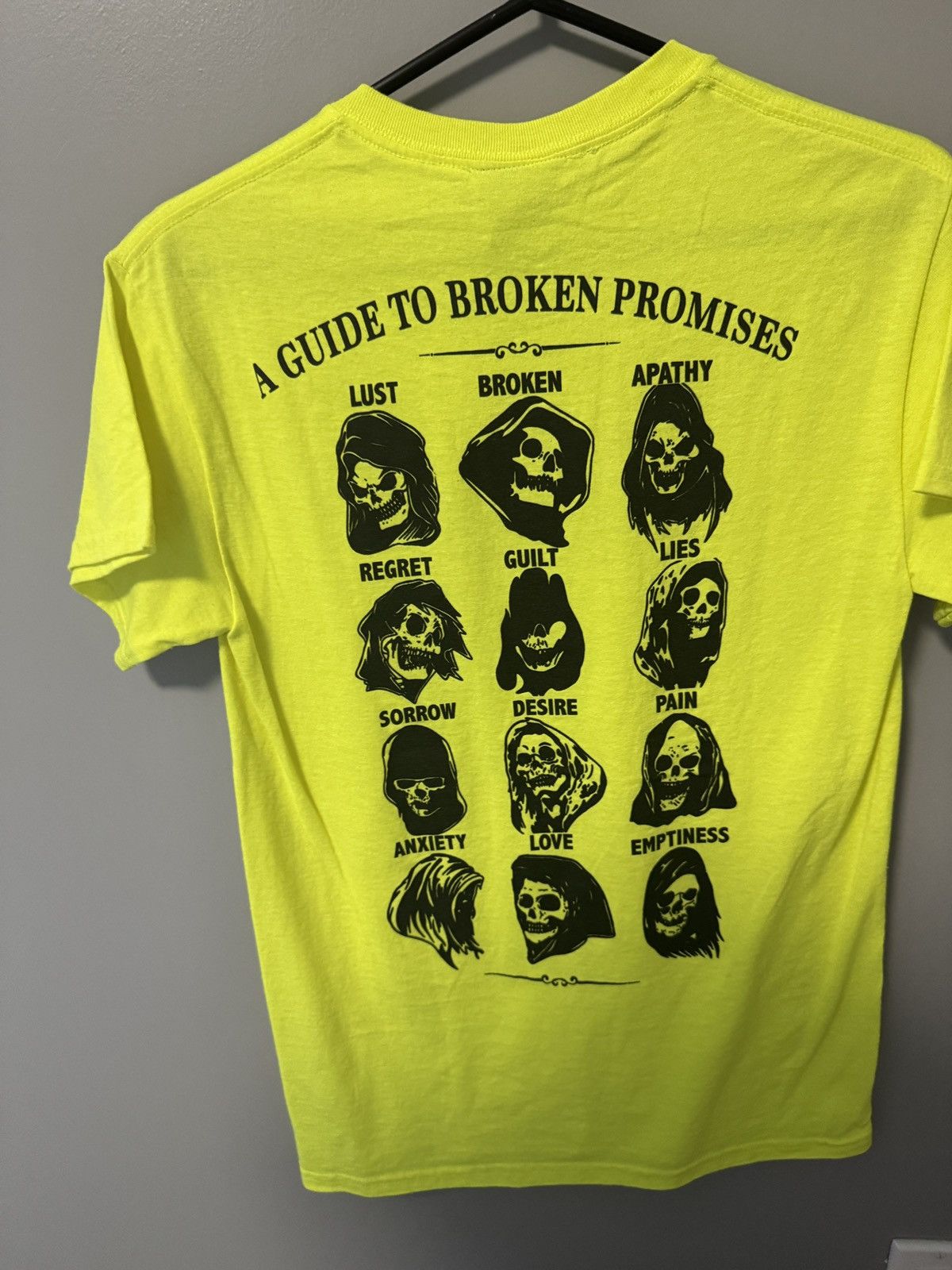 Broken Promises Co. Neon green Broken Promises tee sz S Size US S / EU 44-46 / 1 - 4 Thumbnail