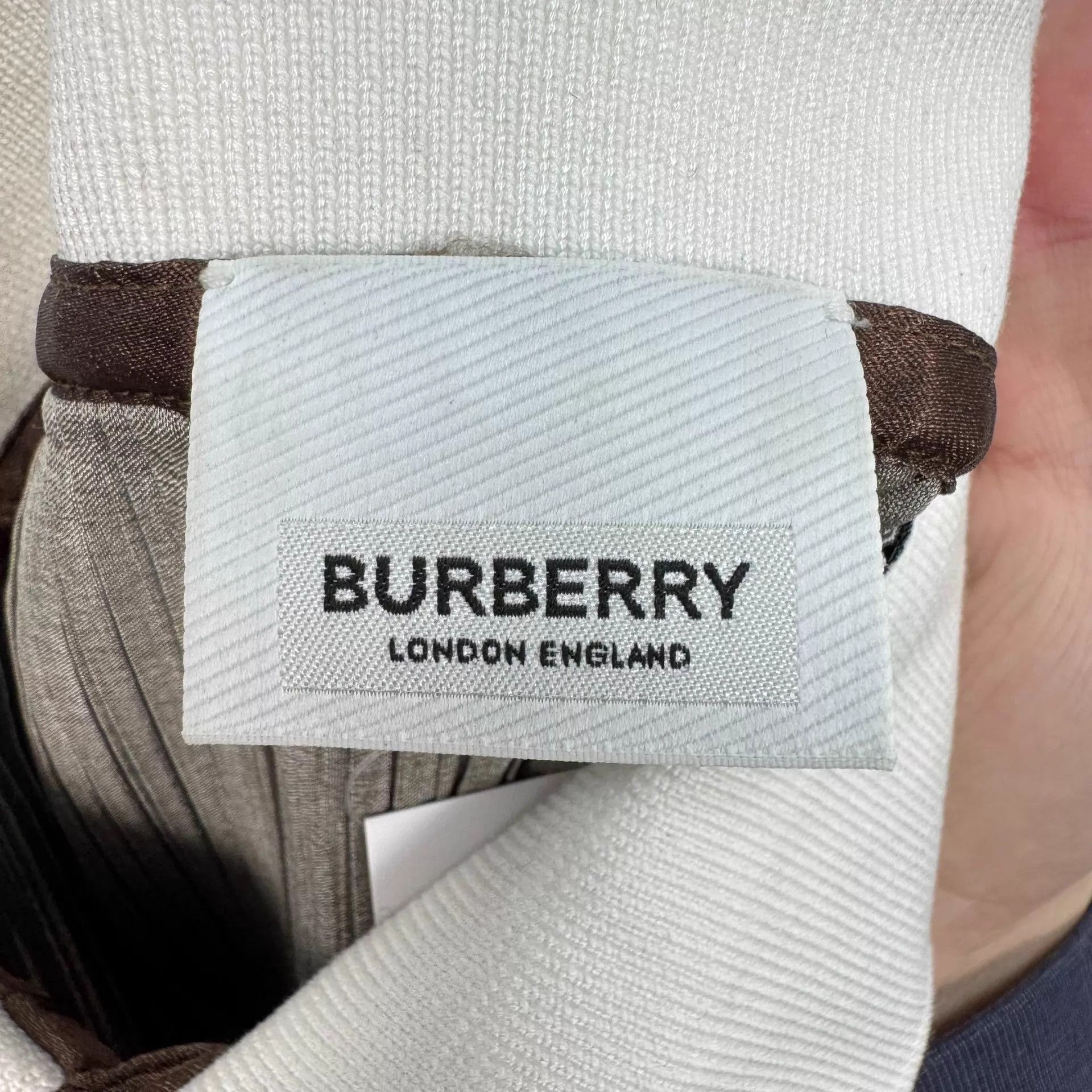 Burberry Burberry Show Pleated Polo Short Sleeve UK4 98 New Size US S / EU 44-46 / 1 - 5 Thumbnail