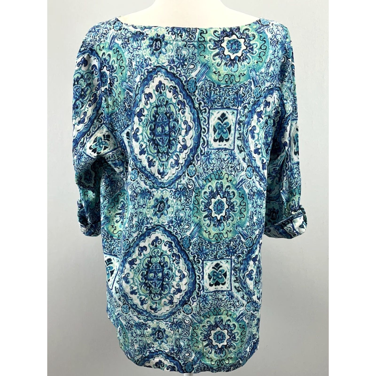 Talbots Talbots Woman Knit Sweater Sz 2X Petite 3/4 Sleeves Roll Tab GUC Multicolor Pullover Knit Roll Tab Sleeve Petite 2X Women Size XXL / US 16-18 / IT 52-54 - 2 Thumbnail