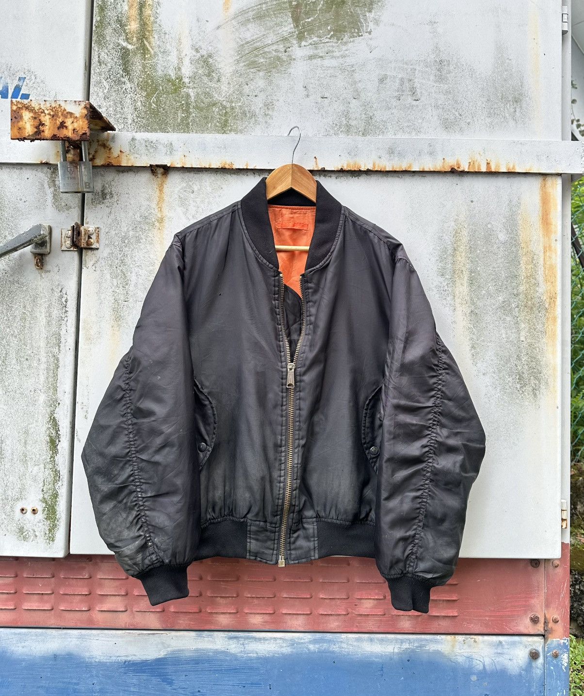 Vintage 👹Vintage THRASHED MA-1 Man Intermediate Bomber Jacket Size US M / EU 48-50 / 2 - 1 Thumbnail