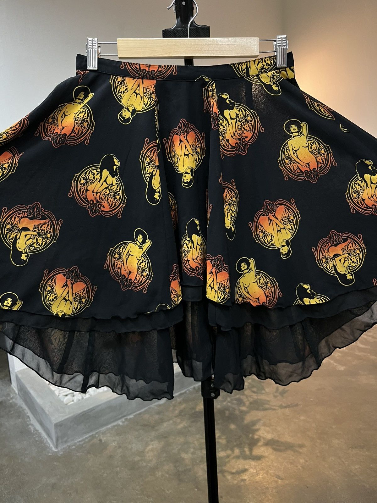 Hysteric Glamour Hysteric Glamour Pin Up Girl Sheer Layered Skirt Size 28" / US 6 / IT 42 - 4 Thumbnail