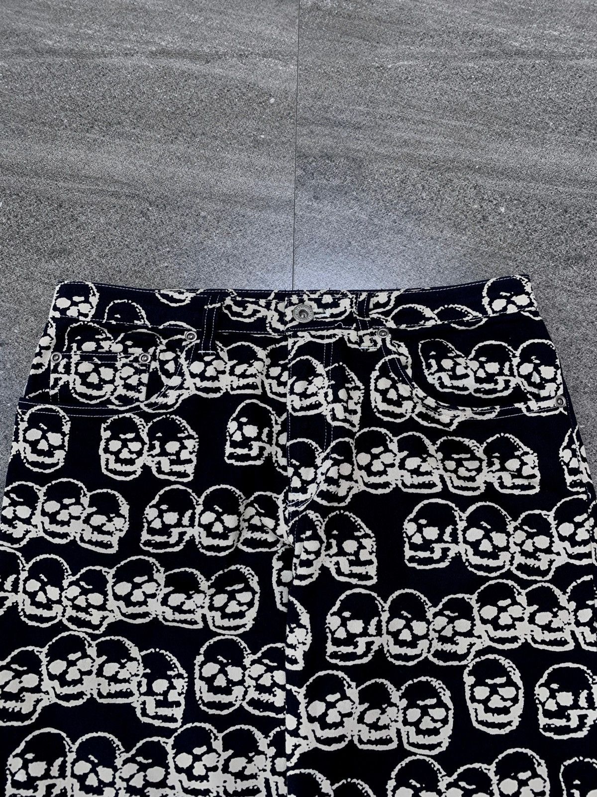 Hysteric Glamour 90s Skull Printed Denim Pants Size US 30 / EU 46 - 2 Thumbnail