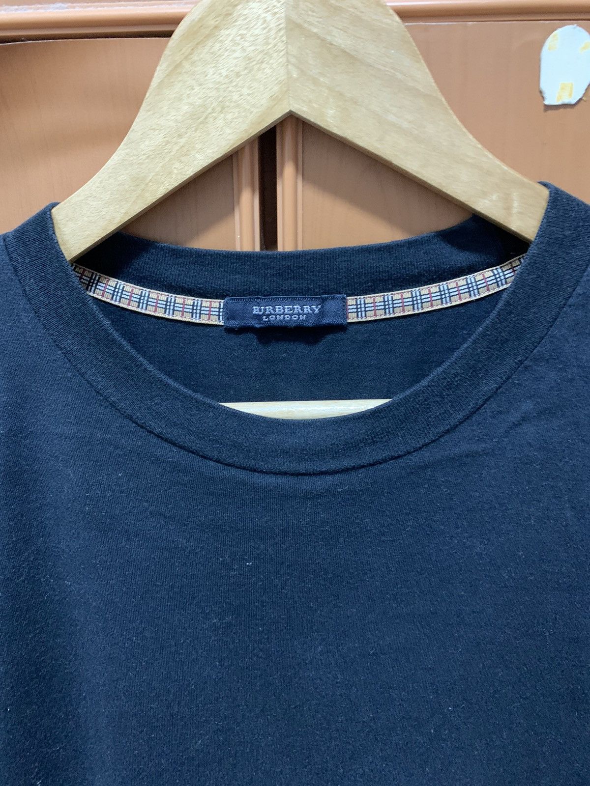 Burberry Burberry Plain Large Tshirt Size US L / EU 52-54 / 3 - 6 Thumbnail