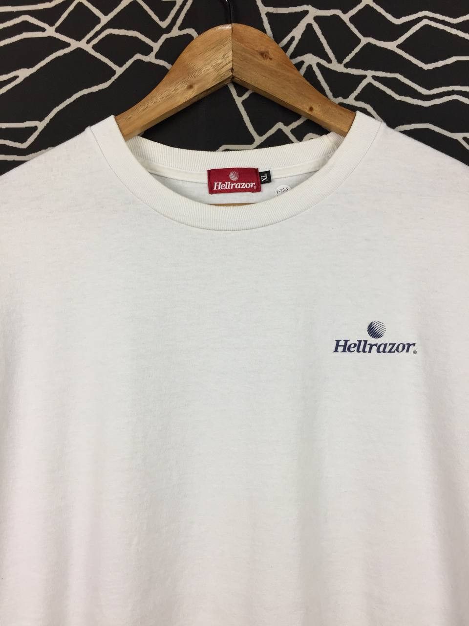 Japanese Brand Hellrazor Japanese Skate Streetwear Brand Long Sleeve Tee Size US XL / EU 56 / 4 - 6 Thumbnail
