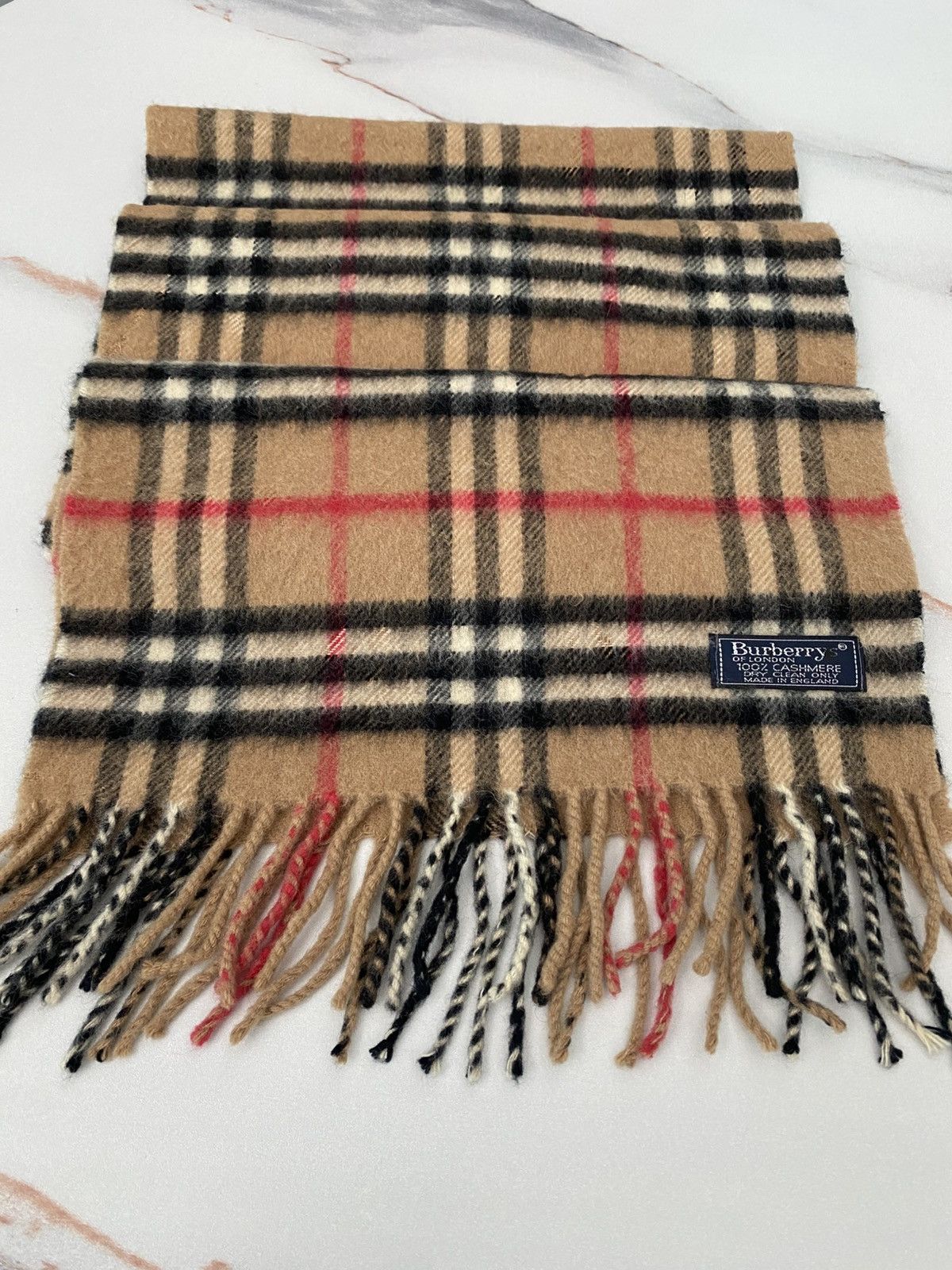 Burberry Burberrys Made In England (code:A) Size ONE SIZE - 1 Thumbnail