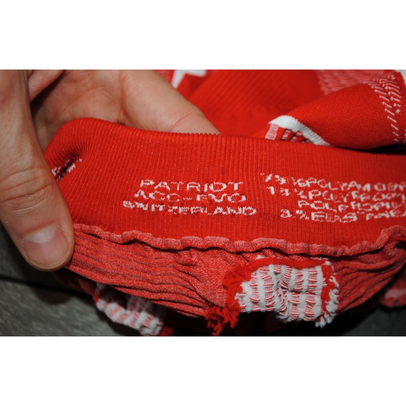 Vintage X-BIONIC ENERGY ACCUMULATOR 4.0 PATRIOT SWITZERLAND 3/4 PANTS SHORTS ADULT XS, RED, Compression, Men, XS Size US 27 - 5 Thumbnail