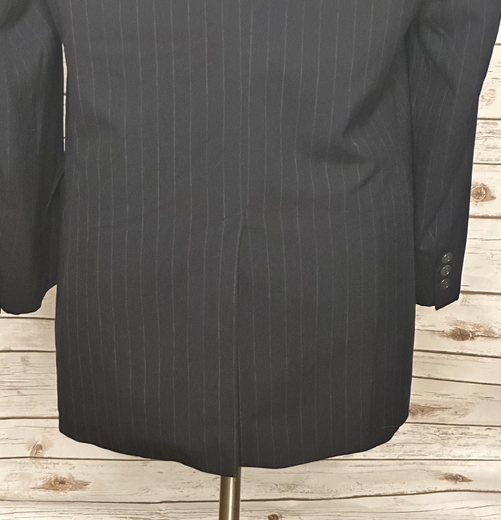 Brooks Brothers Vintage Brooks Brothers pinstriped sportscoat Size 44L Size 44L - 7 Thumbnail