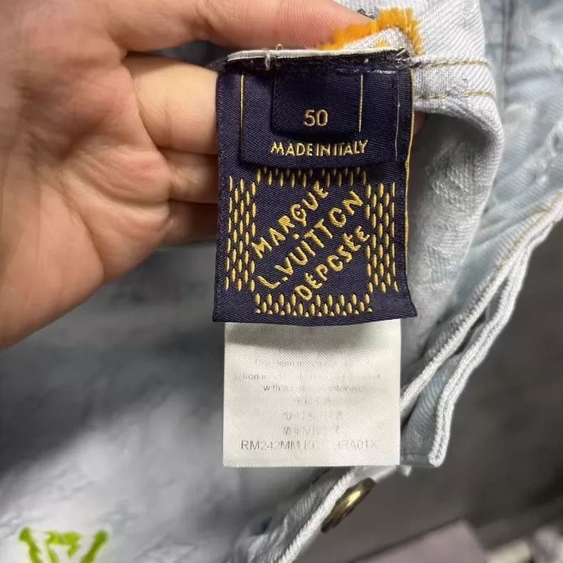 Louis Vuitton Louis Vuitton Light Blue Embroidered Denim Jacket -2505 Size US L / EU 52-54 / 3 - 4 Thumbnail