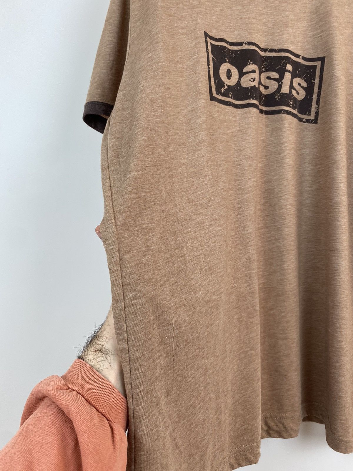 Band Tees Oasis Band Classic Logo Brown Ringer Tee Size US XL / EU 56 / 4 - 11 Thumbnail