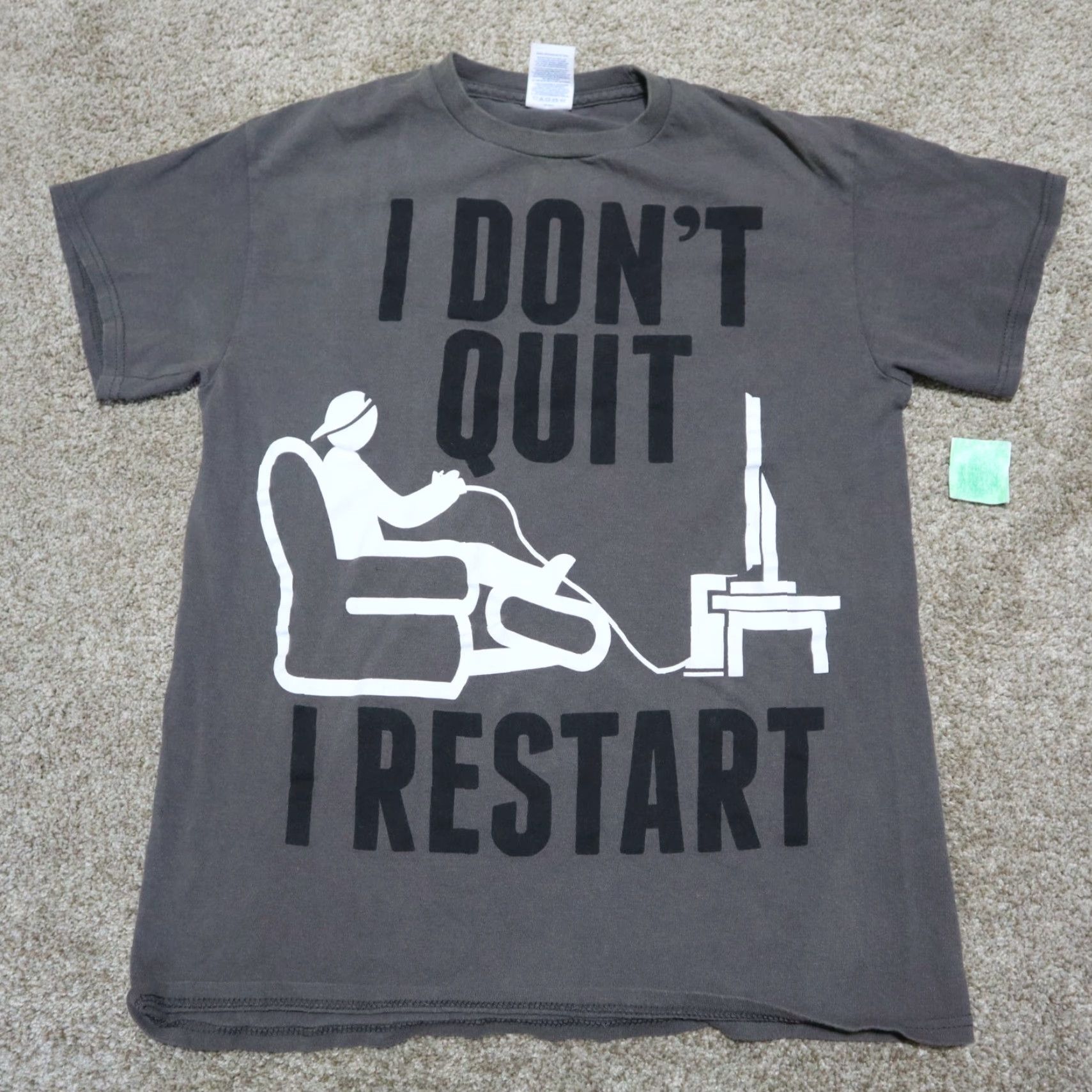 Delta I DON'T QUIT I RESTART Gray T-Shirt SS Gaming Crewneck Men's Size S Small Shirt Delta Gray Gaming Humor 90s Mens Size US S / EU 44-46 / 1 - 2 Thumbnail