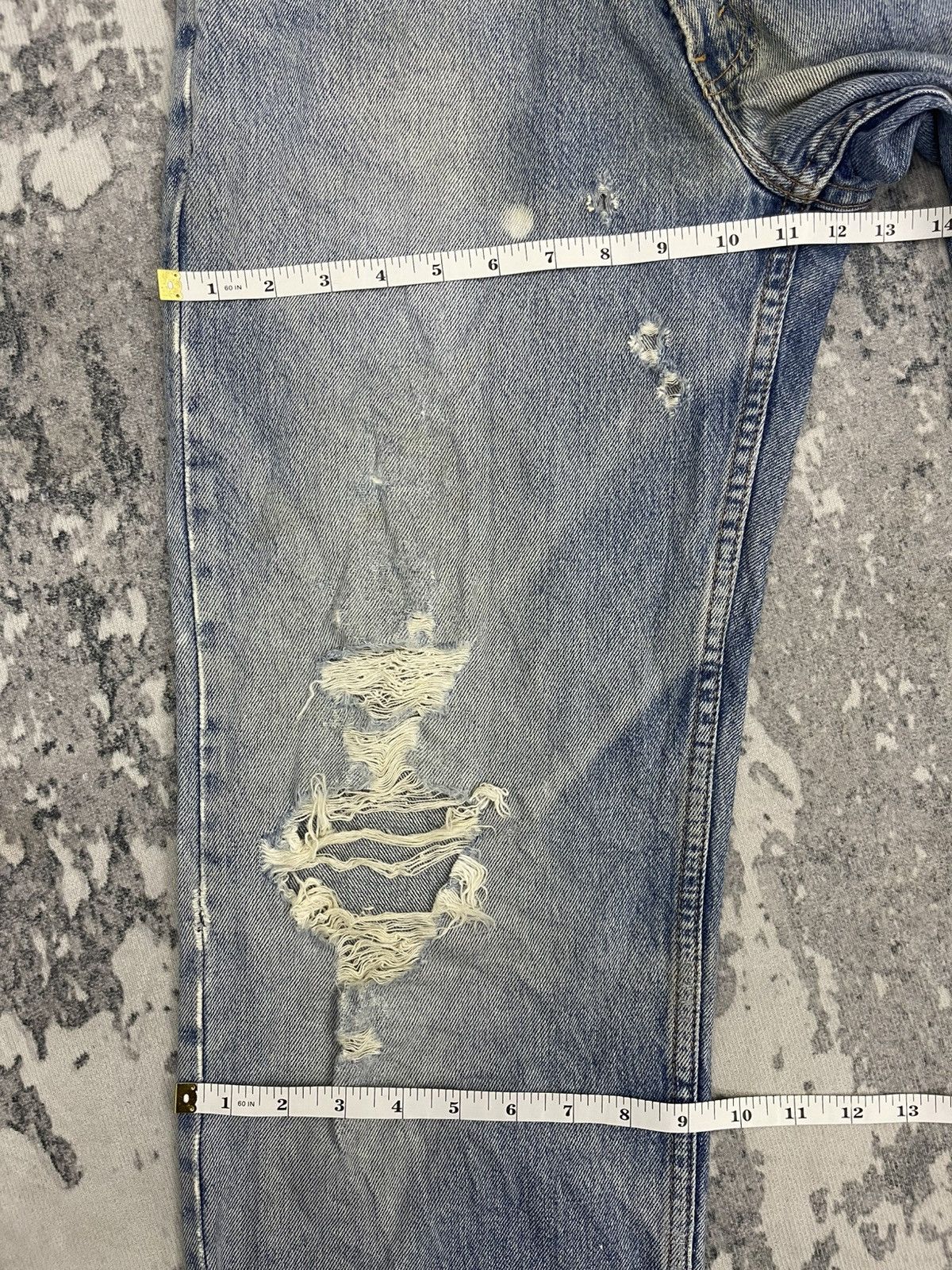 Levi's Vintage 90s Levi’s 613 Orange Tab Distressed Denim Size US 29 - 22 Thumbnail