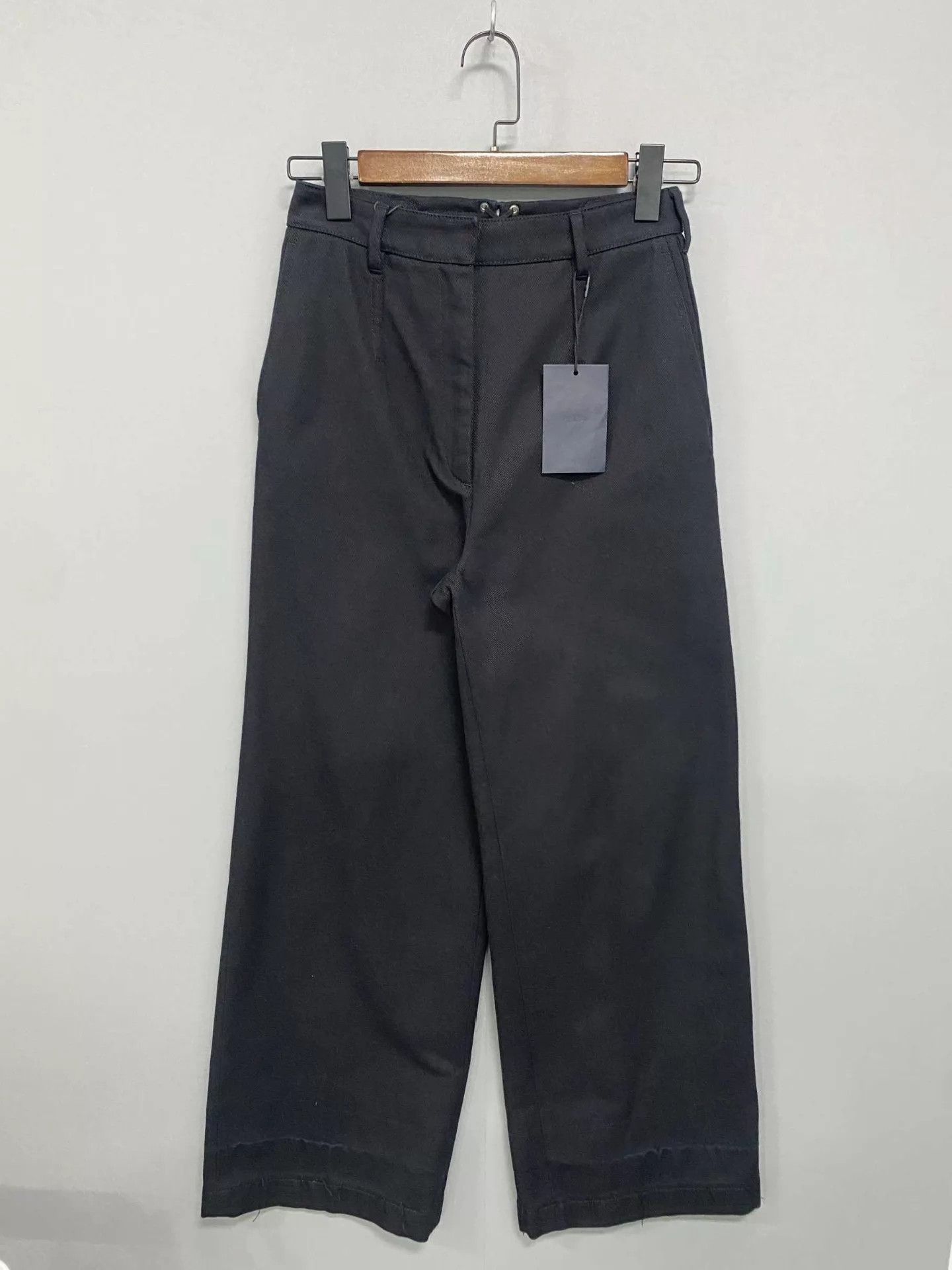 Prada PRADA Black Triangle Logo Wide-Leg Pants 36S New with Tags Size 24" / US 00 / IT 34 - 1 Thumbnail