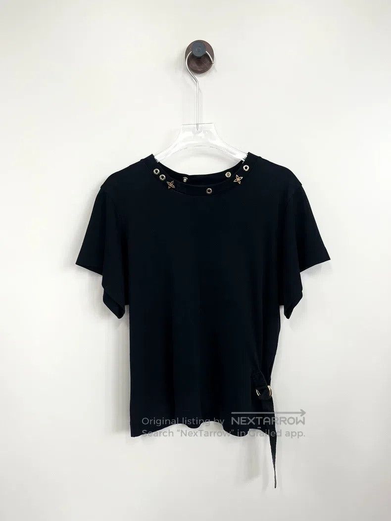 Louis Vuitton Louis Vuitton Black neckline metal logo short sleeve Size XS / US 0-2 / IT 36-38 - 1 Thumbnail