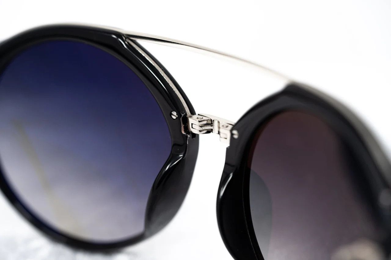 Ann Demeulemeester Ann Demeulemeester Sunglasses Round Black and Graduated Size ONE SIZE - 11 Thumbnail
