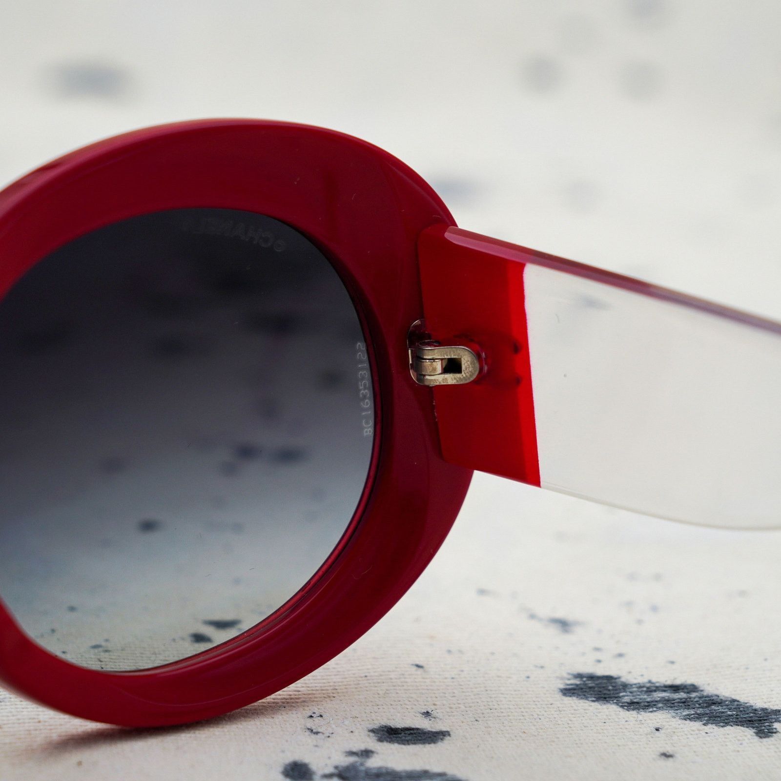 Chanel Chanel red oval grey gradient cc logo fashion sunglasses Size ONE SIZE - 6 Thumbnail