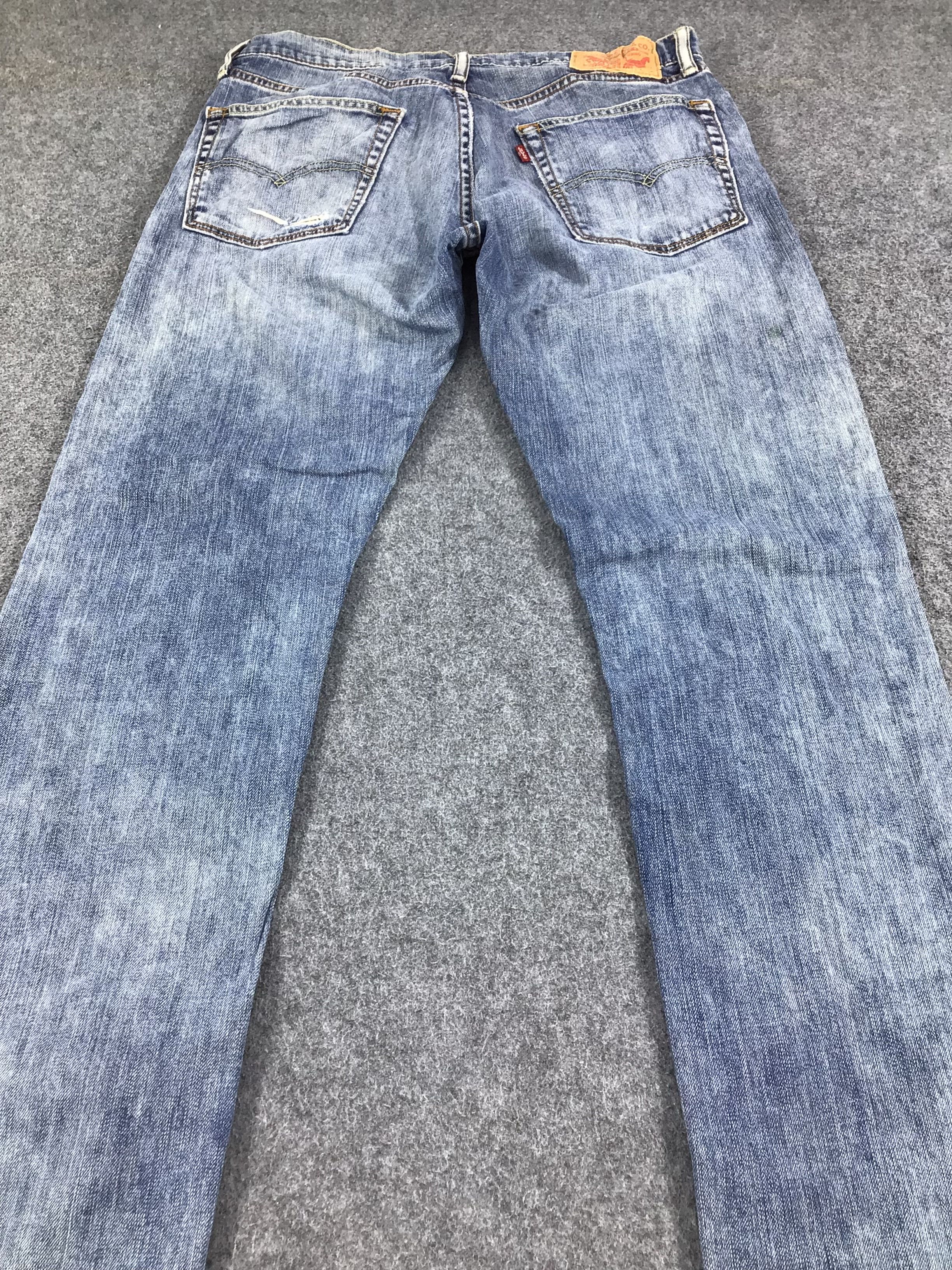 Levi's Vintage Levis 513 Jeans Faded Blue Denim KJ268 Size US 32 / EU 48 - 4 Thumbnail