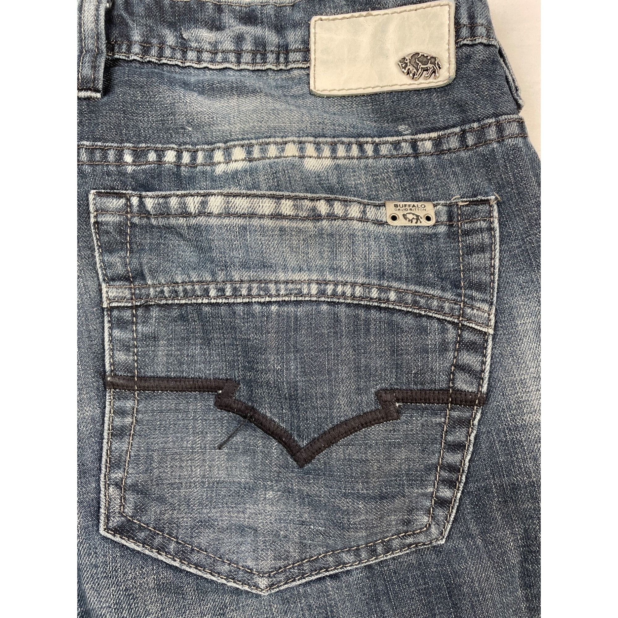 Buffalo David Bitton Buffalo David BItton Men's Blue Jeans Wide Leg Size 34x32 SK Size US 34 / EU 50 - 3 Thumbnail