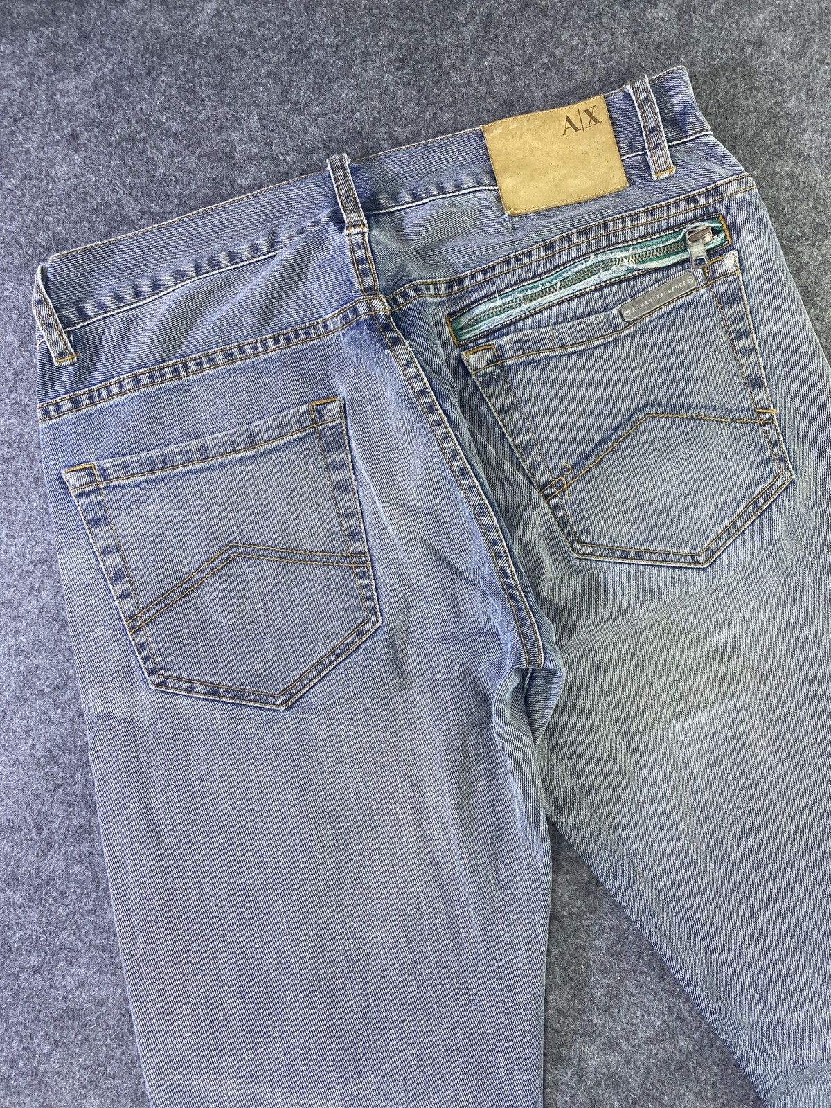 Armani Exchange × Jean Armani Exchange Blue Wash Jeans-J949 Size US 33 - 13 Thumbnail