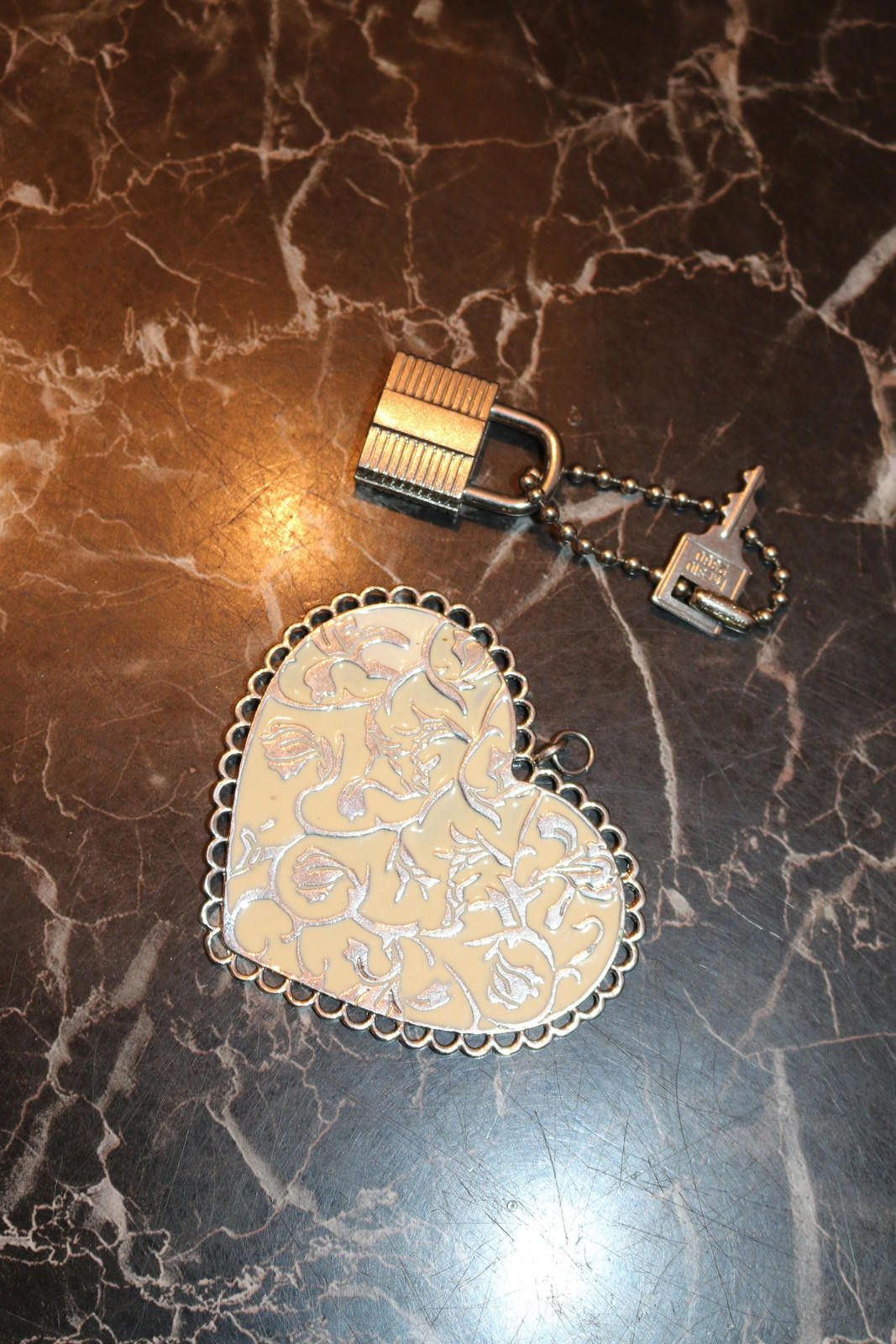 Other Vintage Large Heart for Necklace Ornate Silvertone padlock Size ONE SIZE - 1 Thumbnail