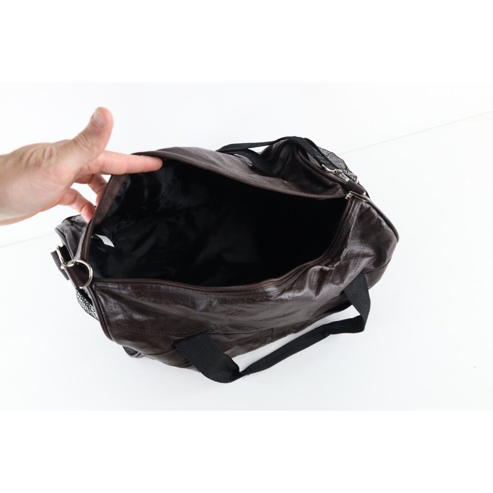 Vintage Vintage 90s Streetwear Patchwork Leather Handled Duffel Bag Size ONE SIZE - 8 Thumbnail