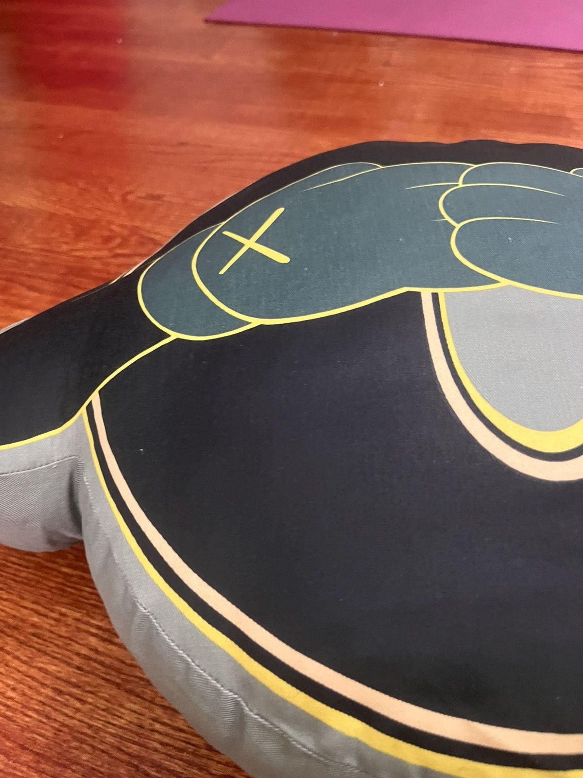 Kaws kaws Original Fake XX Chomper pillow companion BFF Size ONE SIZE - 9 Thumbnail