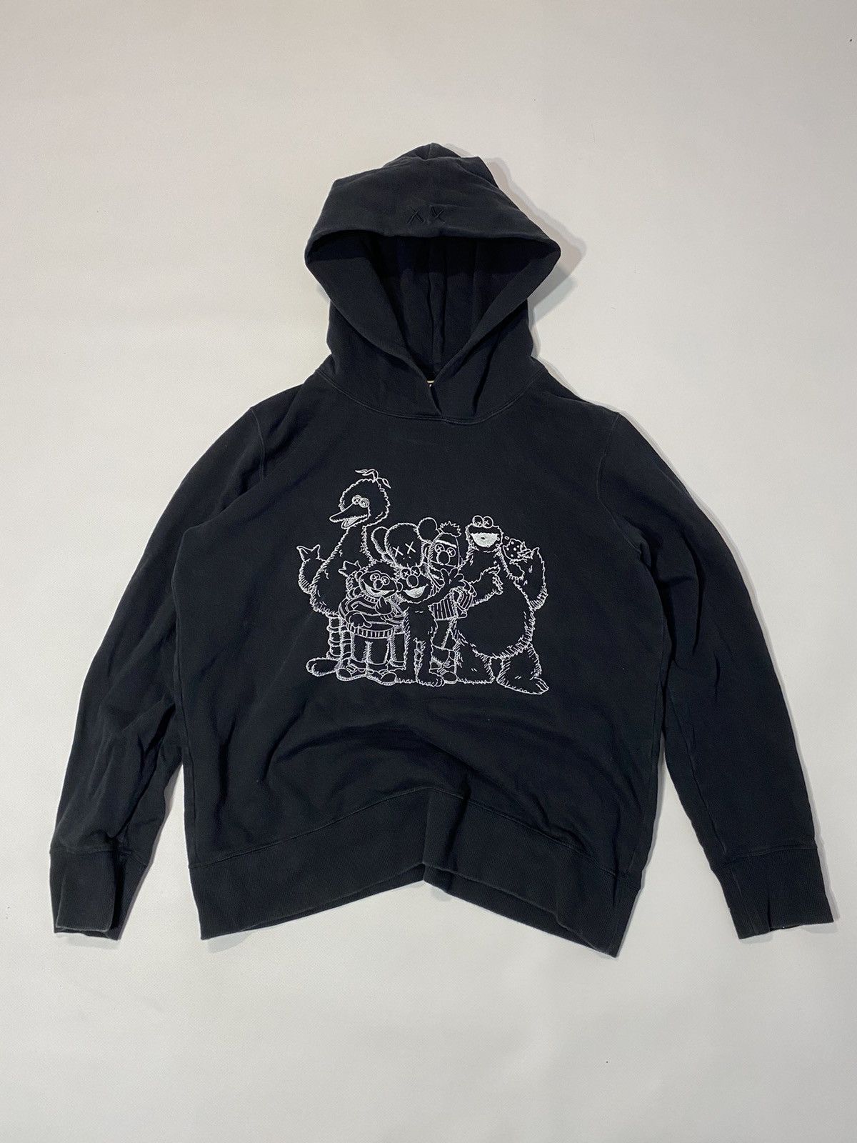 Kaws × Uniqlo Kaws x Uniqlo Rare Hoodie Size US XL / EU 56 / 4 - 1 Thumbnail