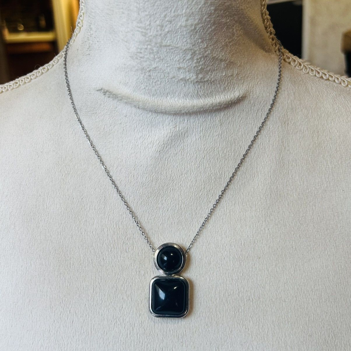 Handmade Handcrafted salvaged repurpose vintage jet black necklace Size ONE SIZE - 2 Thumbnail