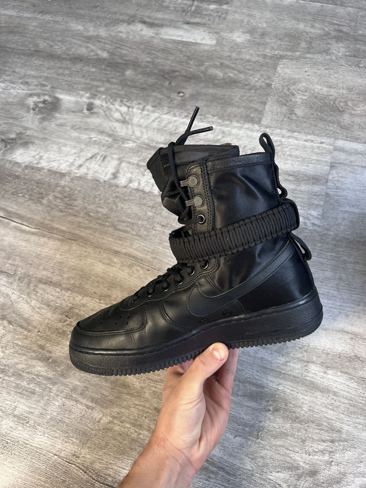 Nike Nike SF Air Force 1 High Triple Black Size US 7 / EU 40 - 14 Thumbnail