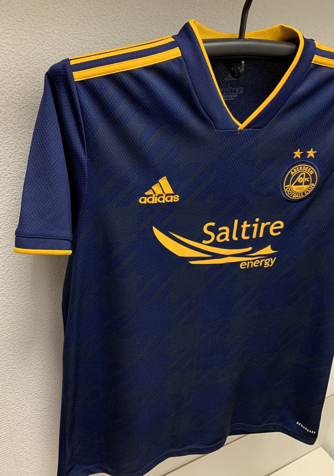 Adidas Aberdeen adidas soccer jersey Saltire L sz Size US L / EU 52-54 / 3 - 9 Thumbnail