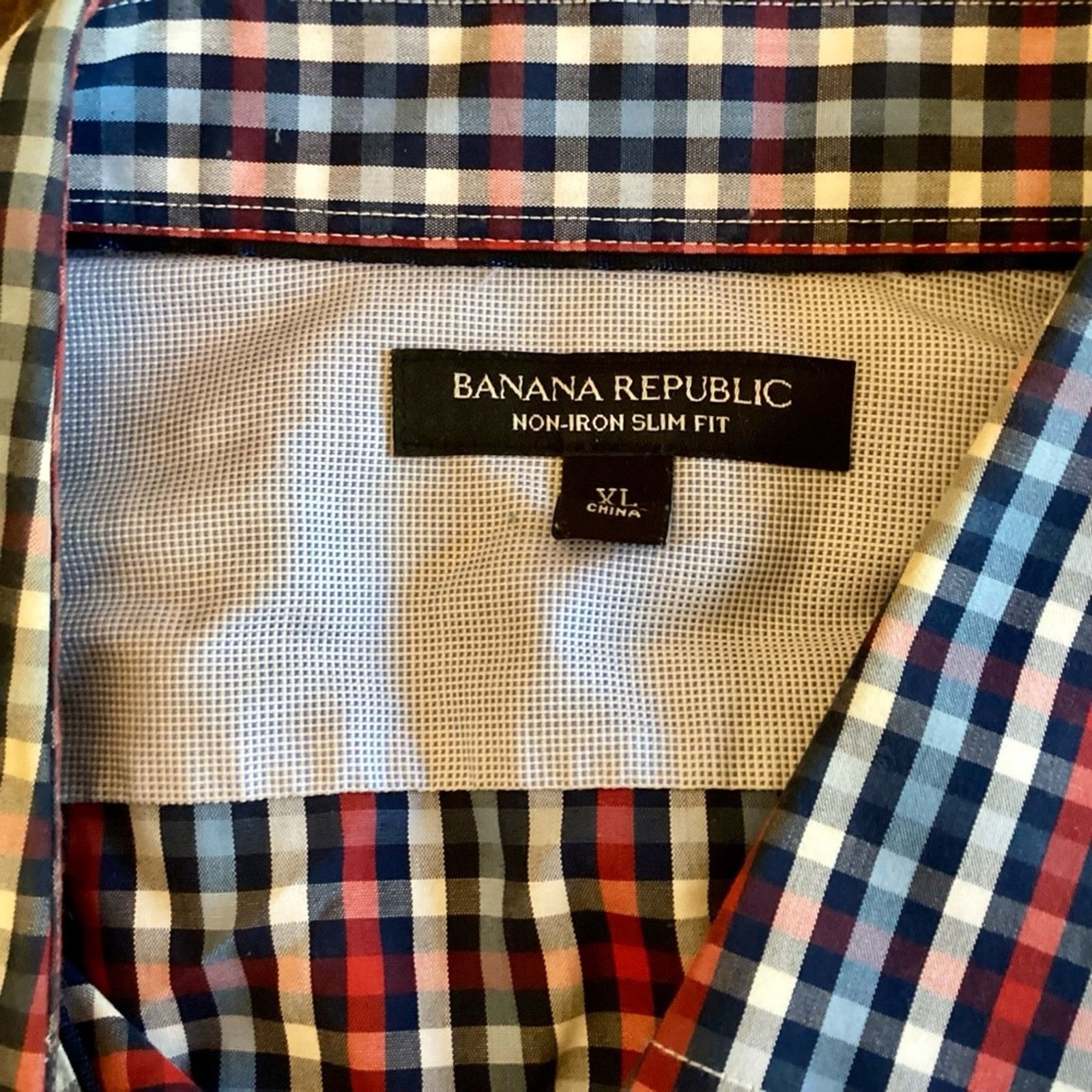 Banana Republic Banana Republic Non-Iron Slim Fit Button Down Size US XL / EU 56 / 4 - 3 Thumbnail