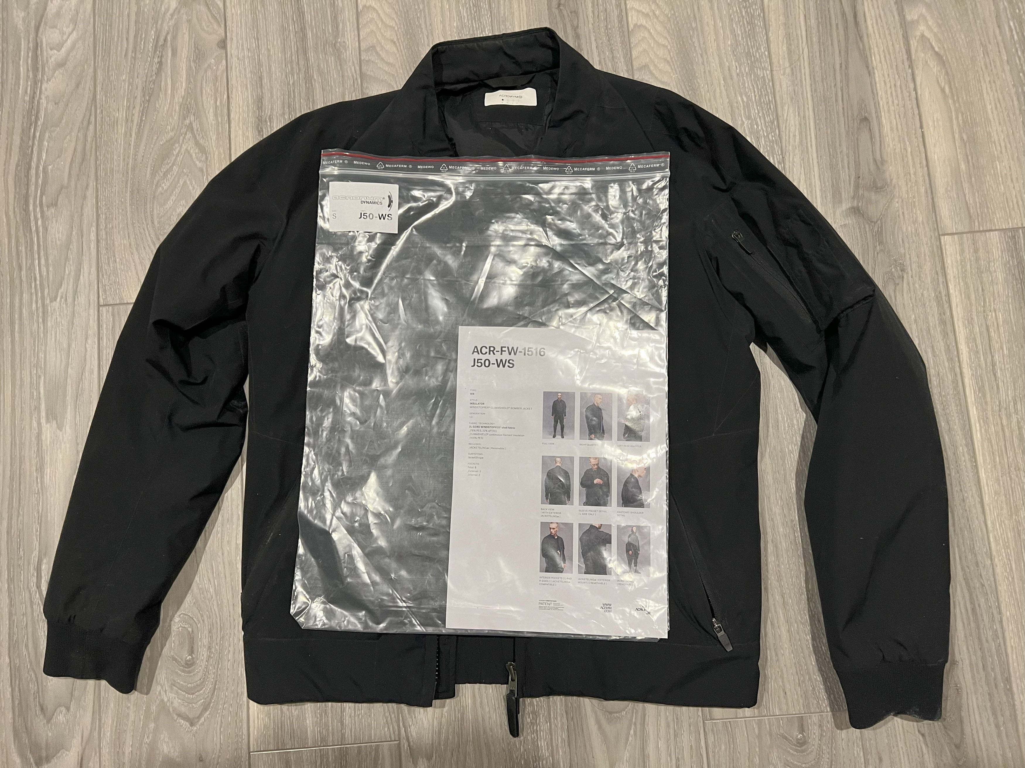 Acronym ACRONYM J50-WS FW-1516 Size US S / EU 44-46 / 1 - 3 Thumbnail