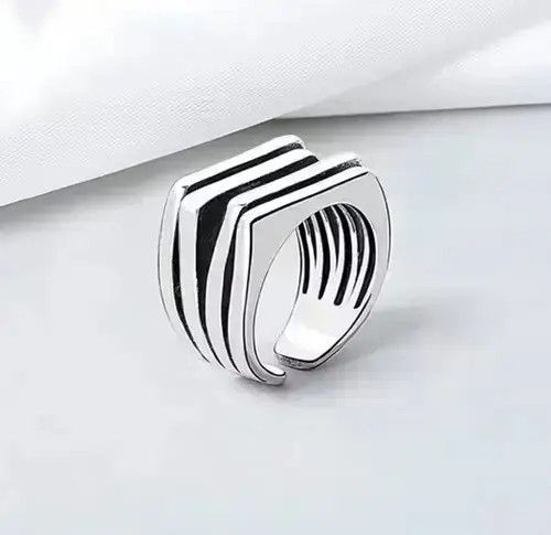 Jewelry × Vintage Streetwear Vintage Geometric Ring Size ONE SIZE - 2 Thumbnail