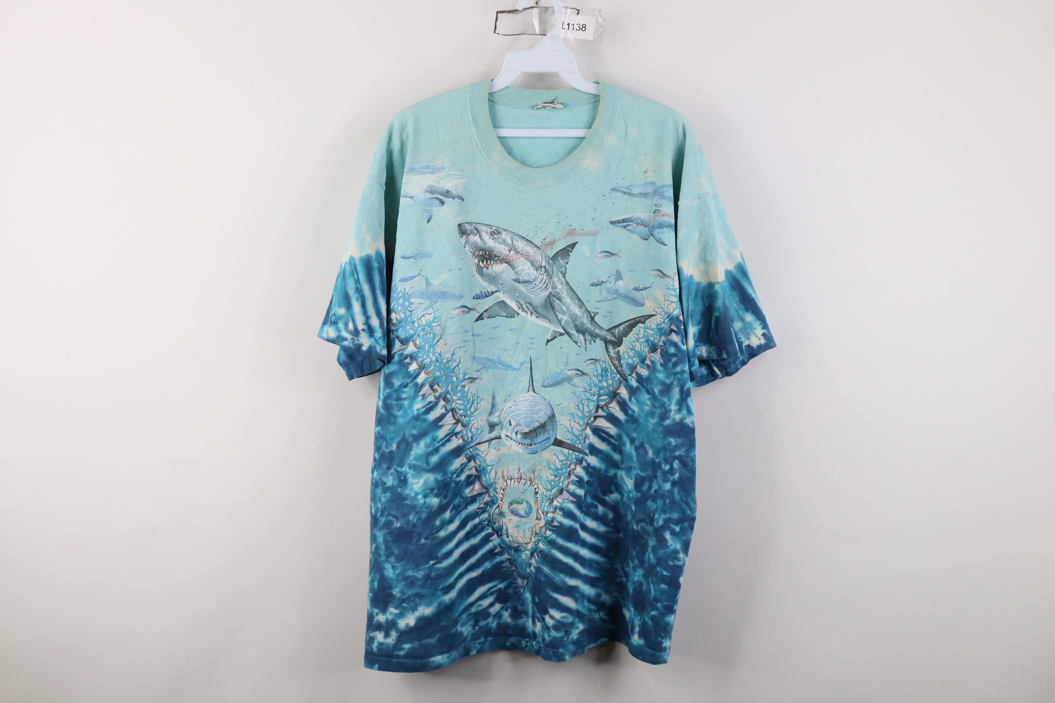 Liquid Blue Vintage 90s Liquid Blue Fish All Over Print T-Shirt USA Size US XL / EU 56 / 4 - 1 Thumbnail