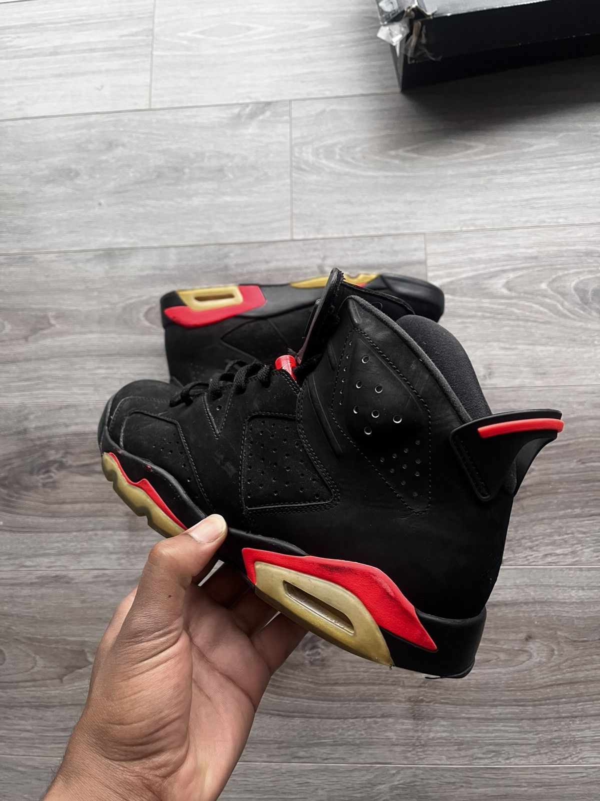 Jordan Brand Infrared Jordan 6s Size US 11 / EU 44 - 2 Thumbnail
