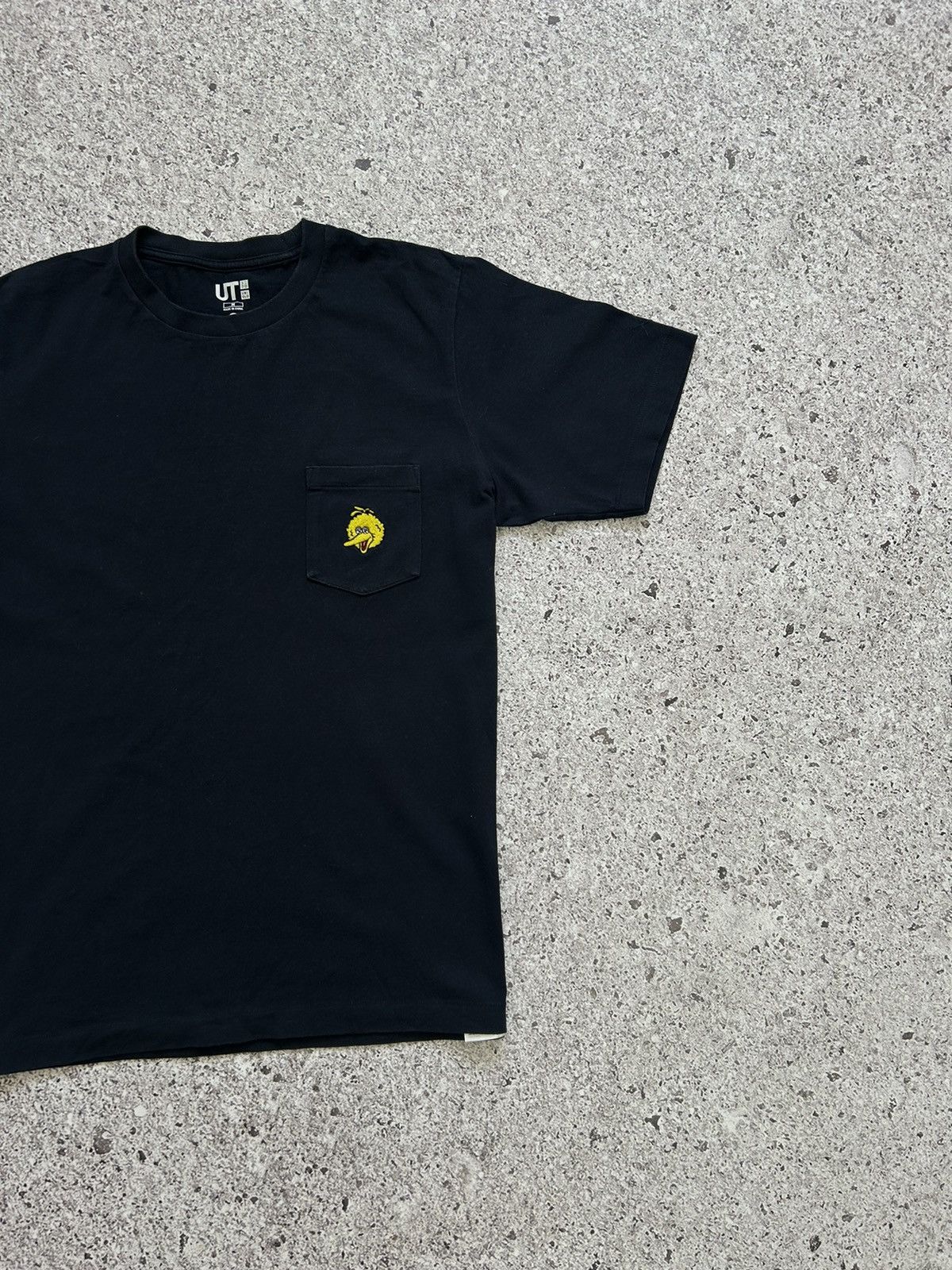 Kaws × Uniqlo Uniqlo Kaws Sesame Street Retro T-Shirt Y2K Hype Size US M / EU 48-50 / 2 - 3 Thumbnail