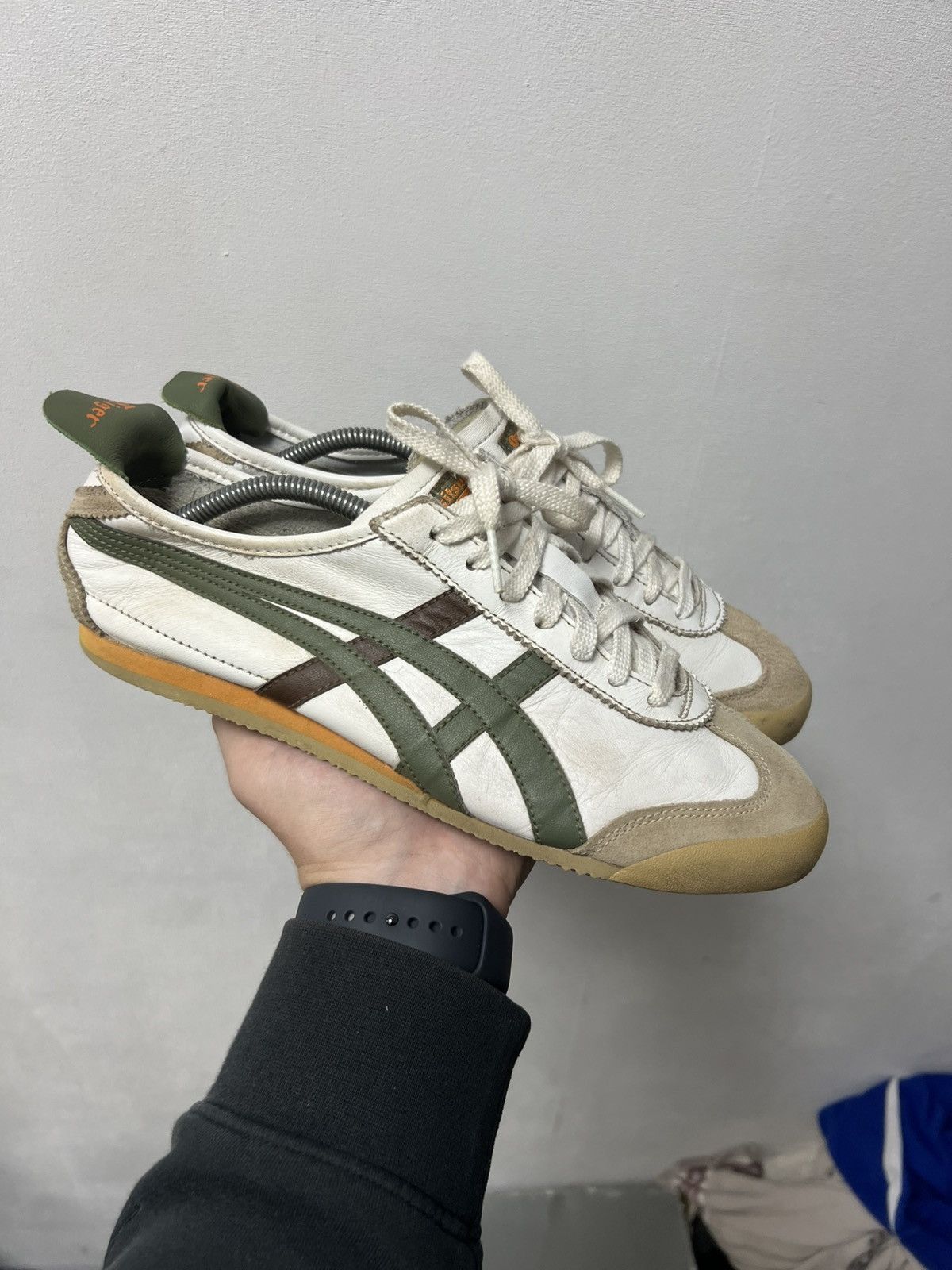 Asics Asics Tiger Onitsuka Sneakers Vintage Y2k Size US 9 / EU 42 - 1 Thumbnail