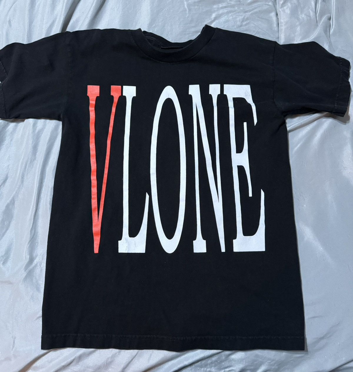 nike vlone tee
