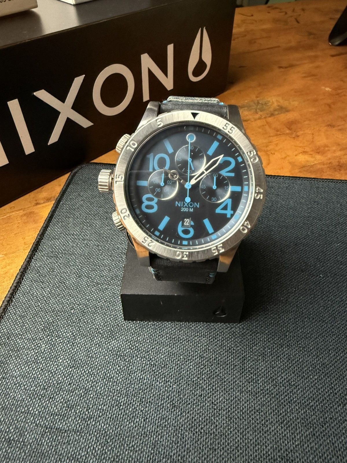 Nixon Nixon 48-20 Chrono Leather Watch Size ONE SIZE - 1 Thumbnail