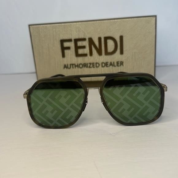 Fendi - New Authentic💯- FENDI Green Mirror Navigator Men's Sungla Size ONE SIZE - 9 Thumbnail