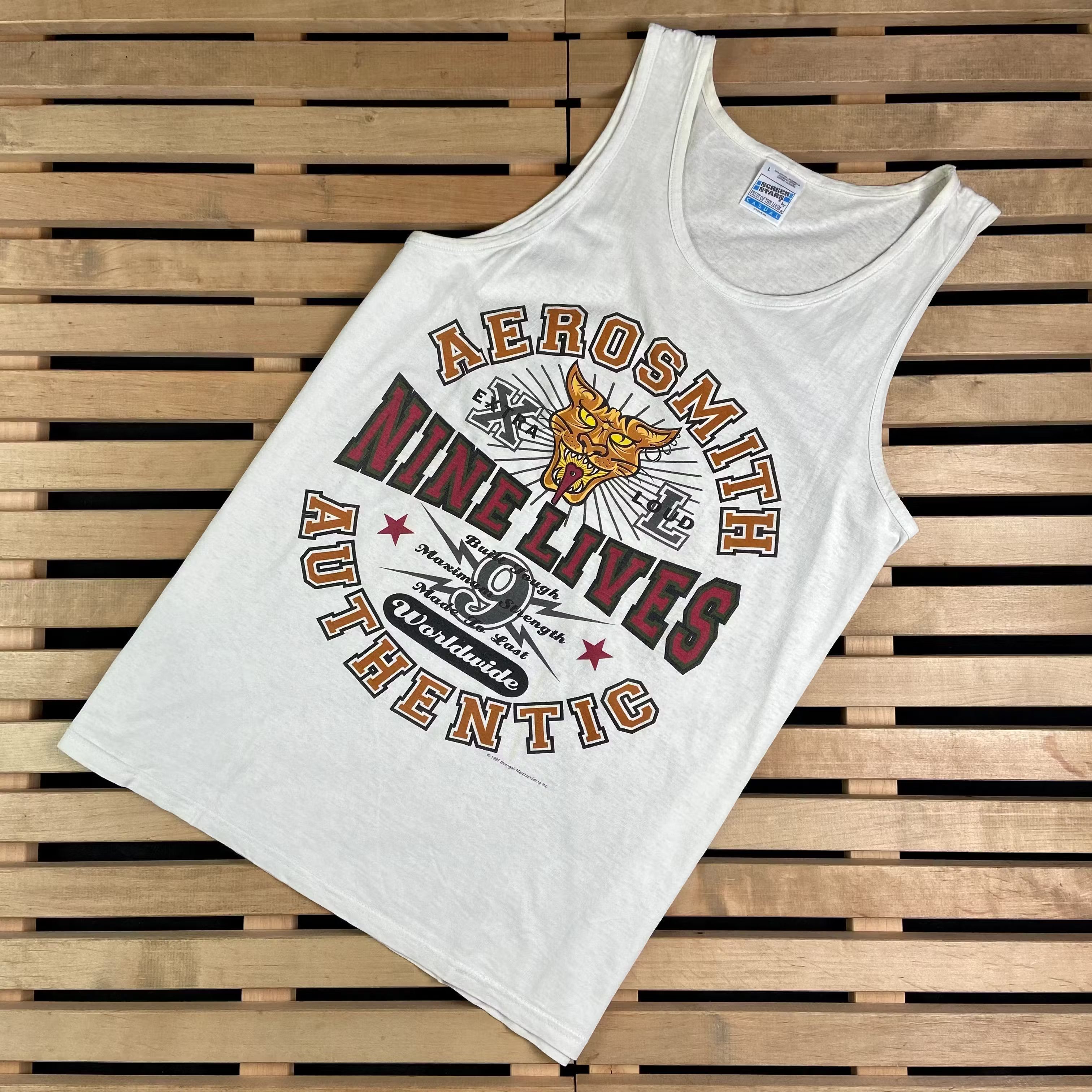 Band Tees × Vintage Vintage Jersey Nine Lives Aerosmith Worldwide 1997 Size L Size US L / EU 52-54 / 3 - 1 Thumbnail