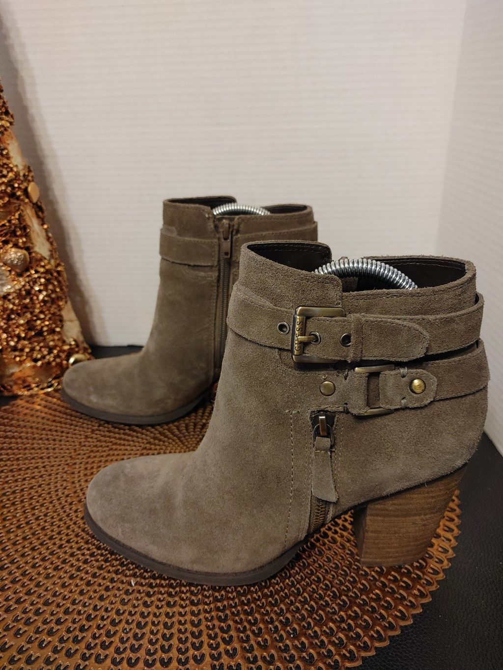 Guess Guess Suede Boots Size 9M Size US 9 / IT 39 - 2 Thumbnail