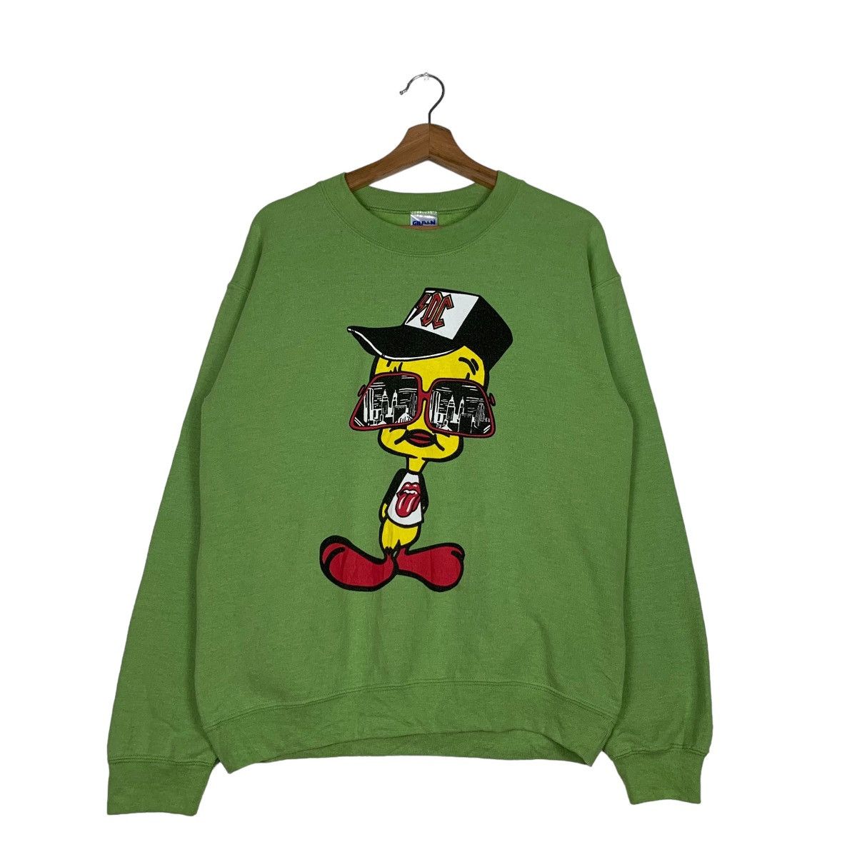 Gildan Tweety With ACDC Cap Rolling Stone Tees Sweatshirt #0737-C34 Size US S / EU 44-46 / 1 - 1 Thumbnail