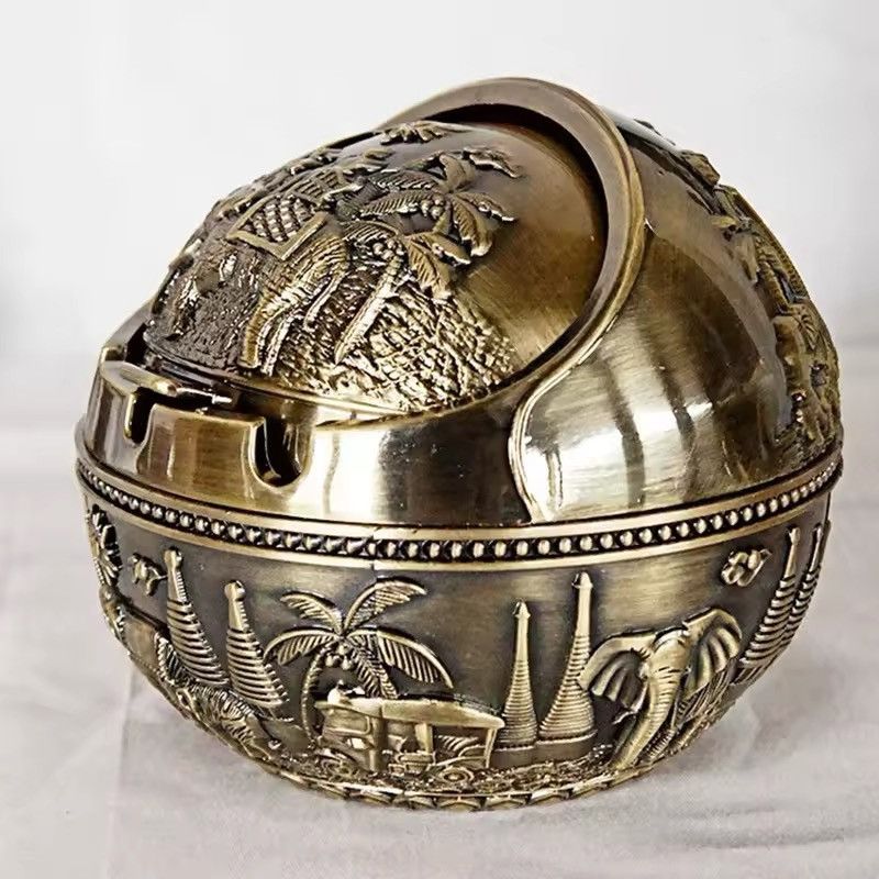 Other Metal Cover Pattern Zinc Alloy Cigarette Ashtray Size ONE SIZE - 3 Thumbnail