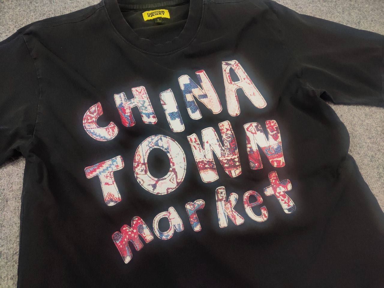 Vintage China Town market Design Japan Custom cropped black t-shirt Size US M / EU 48-50 / 2 - 4 Thumbnail