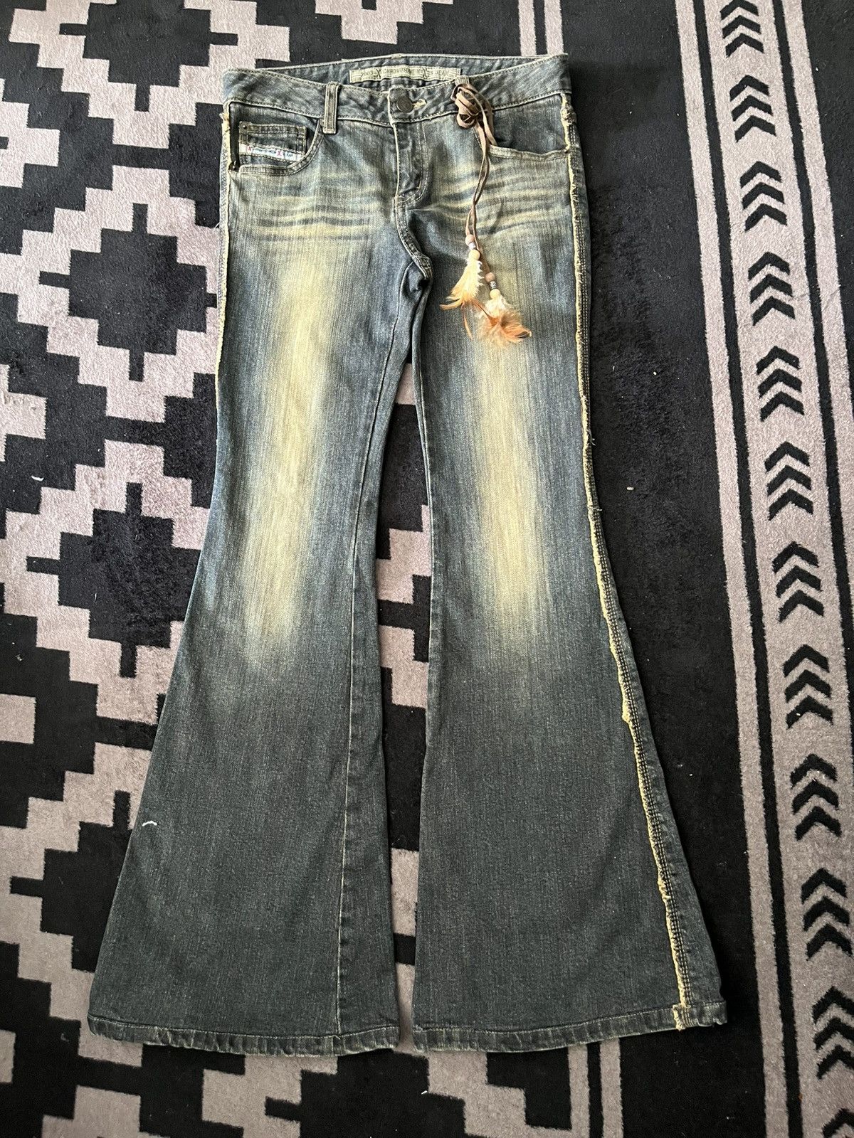 Le Grande Bleu (L.G.B.) 2003 X CHROMOSOMEIN X mud wash flare jeans Size US 28 / EU 44 - 1 Thumbnail