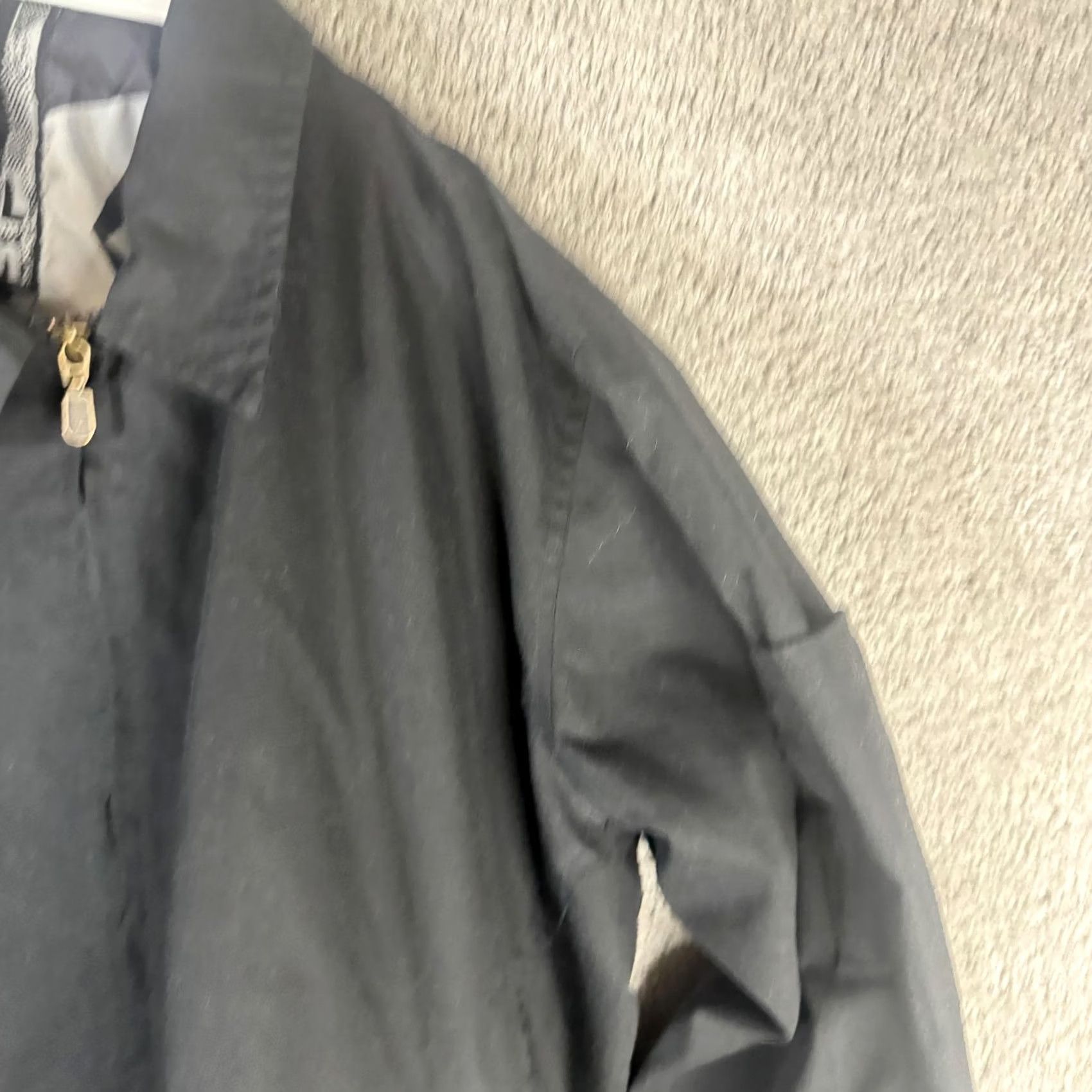 Volcom Volcom Jacket Mens S Black Canvas Windbreaker Full Zip Lined Lightweight Nylon Polyester Outer Shell Casual Spring Slim Fit Size US S / EU 44-46 / 1 - 4 Thumbnail