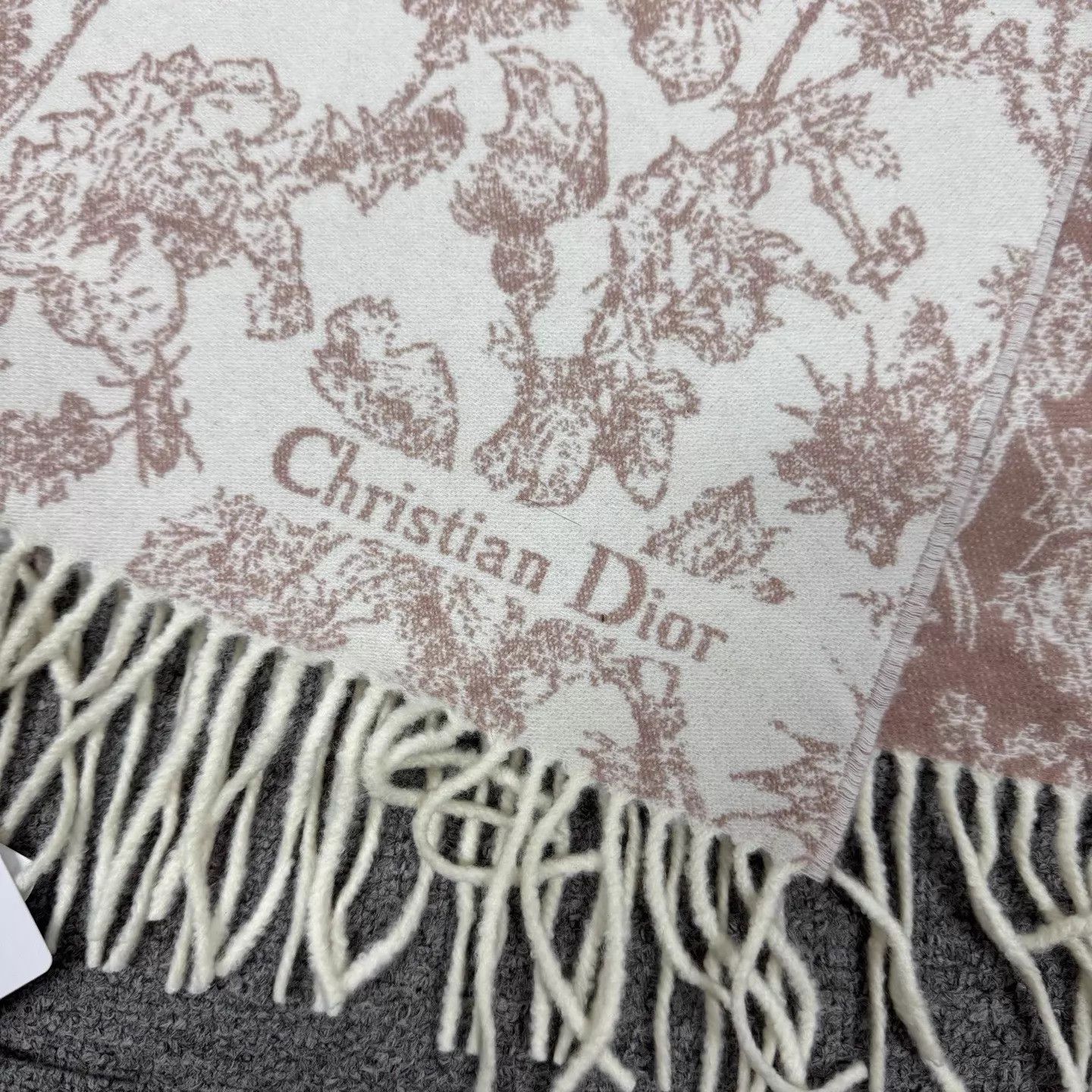 Dior Dior floral print cashmere scarf NWT Size ONE SIZE - 3 Thumbnail