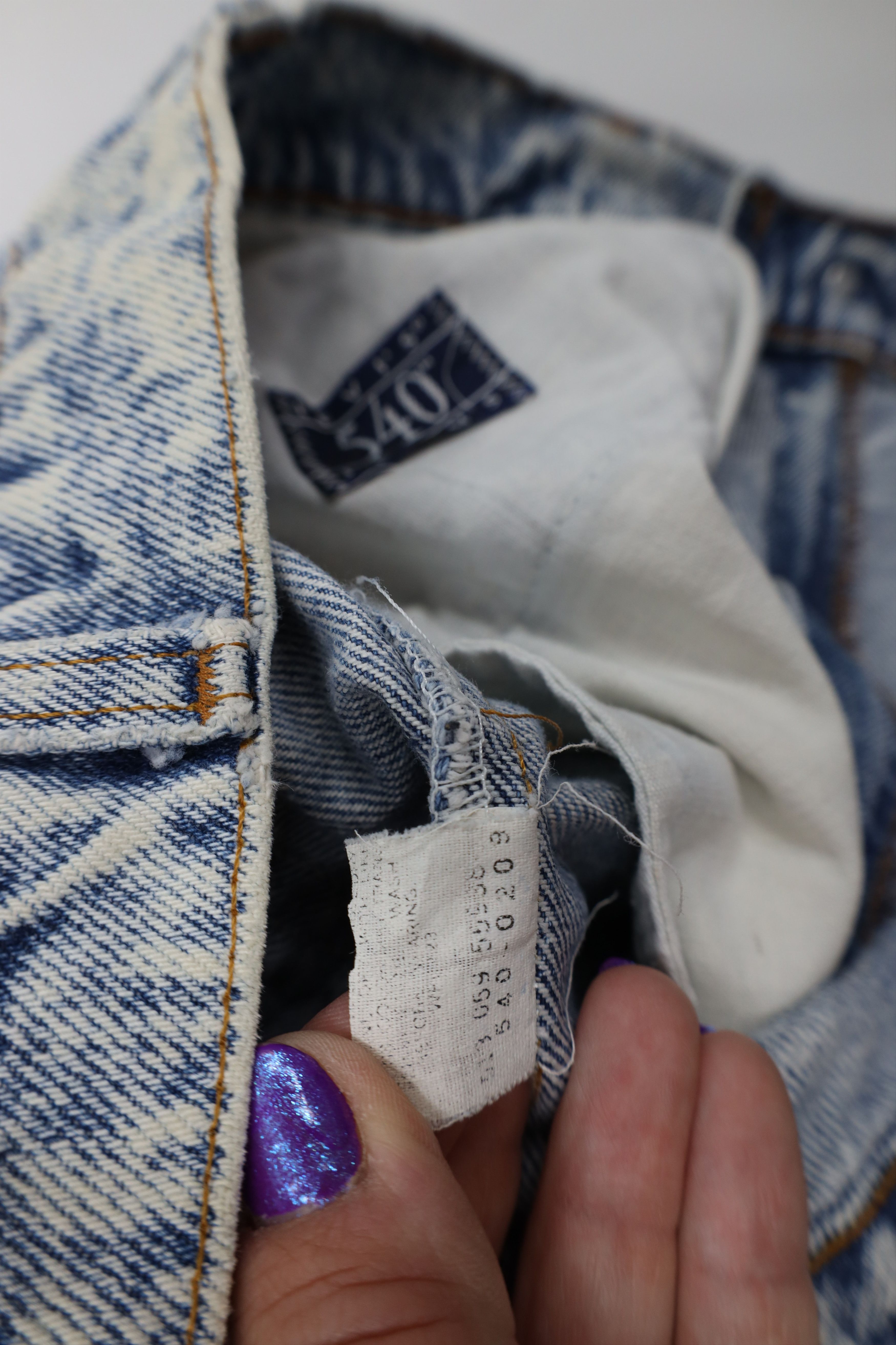Levi's Vintage 80s 90s Levis 540 Acid Wash Relaxed Fit Jeans USA Size US 32 / EU 48 - 11 Thumbnail