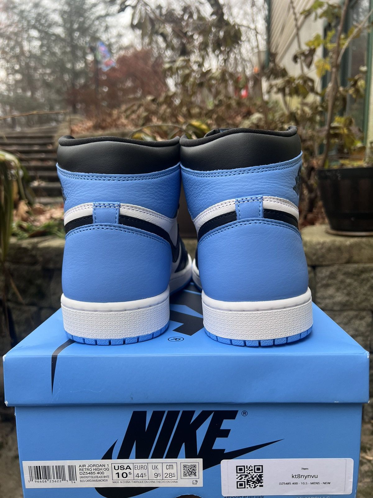 Jordan Brand × Nike Air Jordan 1 Retro UNC Toe - Sz. 10.5 - DS Size US 10.5 / EU 43-44 - 7 Thumbnail