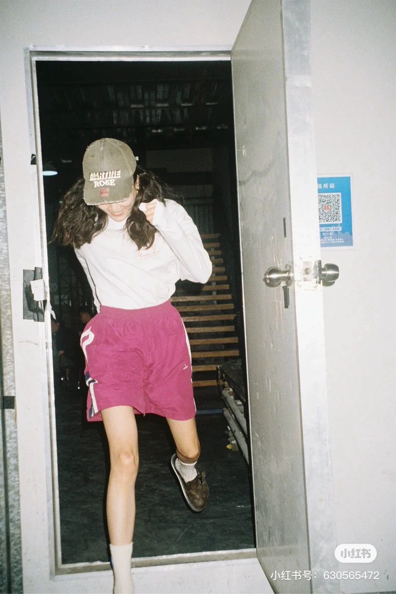 Balenciaga Balenciaga size 34 Purple double hook shorts Size 33" - 4 Thumbnail